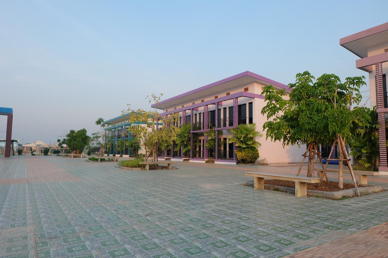 נאקון פטום Menam Resort מראה חיצוני תמונה