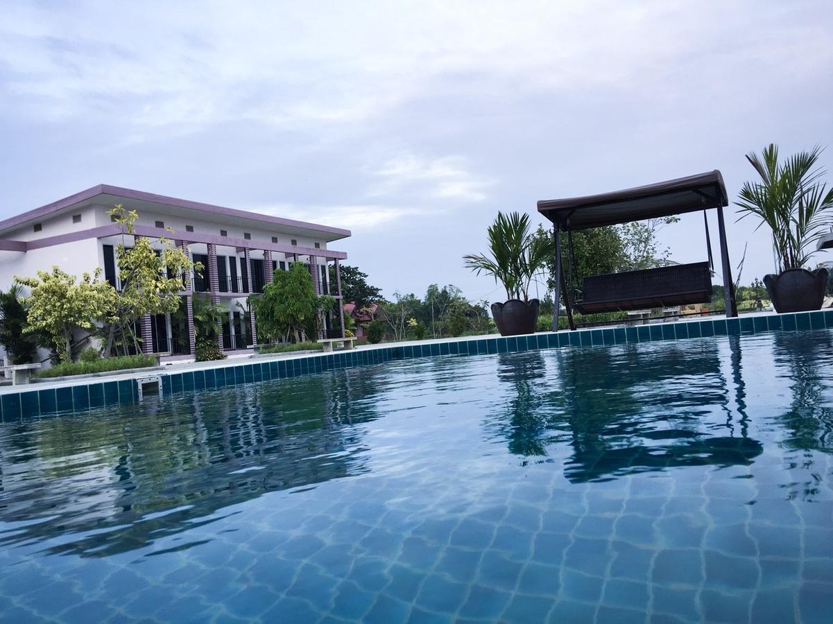 נאקון פטום Menam Resort מראה חיצוני תמונה