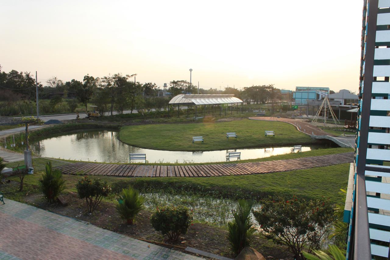נאקון פטום Menam Resort מראה חיצוני תמונה